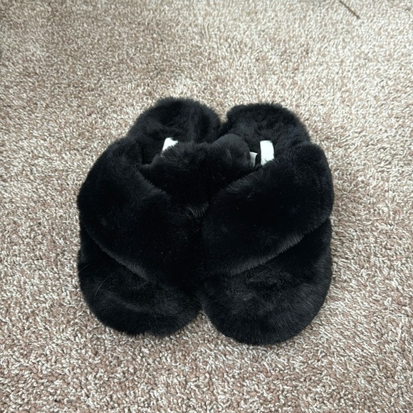 H&M Shoes - H&M Fuzzy Black Slippers - size 9